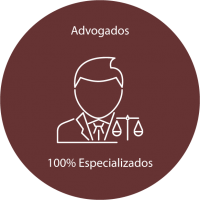 100% de advogados especializados
